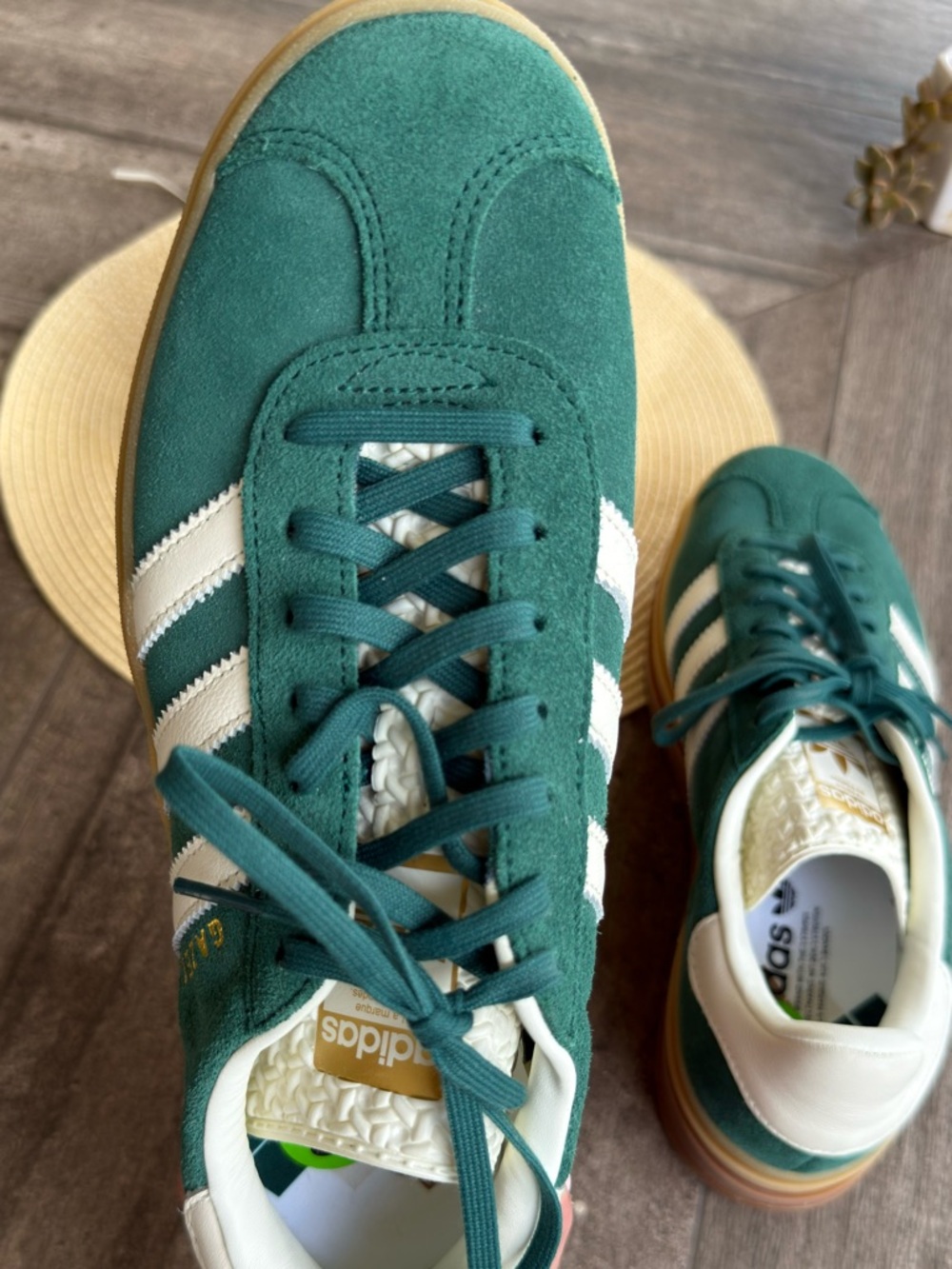 Adidas Gazelle Bold Platform Sneakers
Forest Green/Cloud White Size 9 1/2
NWOT